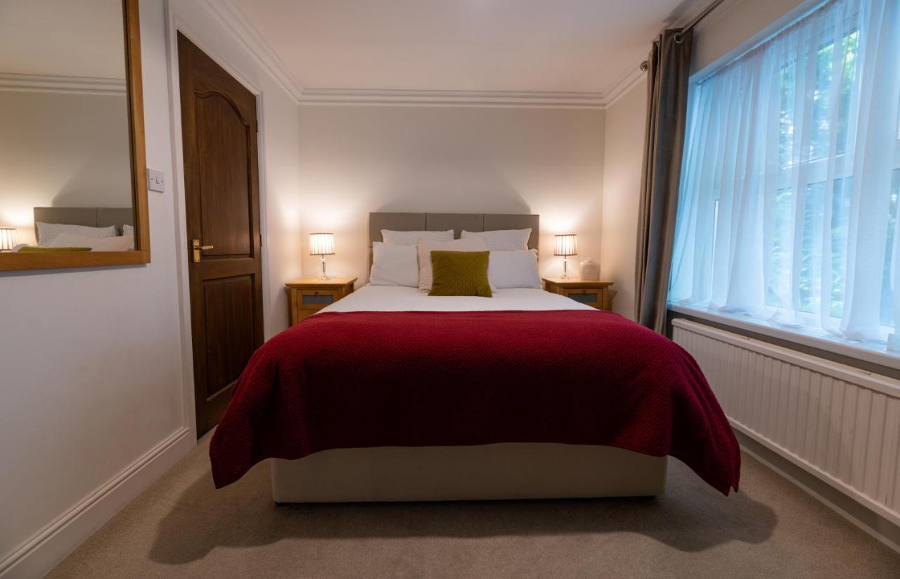 Charnwood Guest House Bracknell Ngoại thất bức ảnh